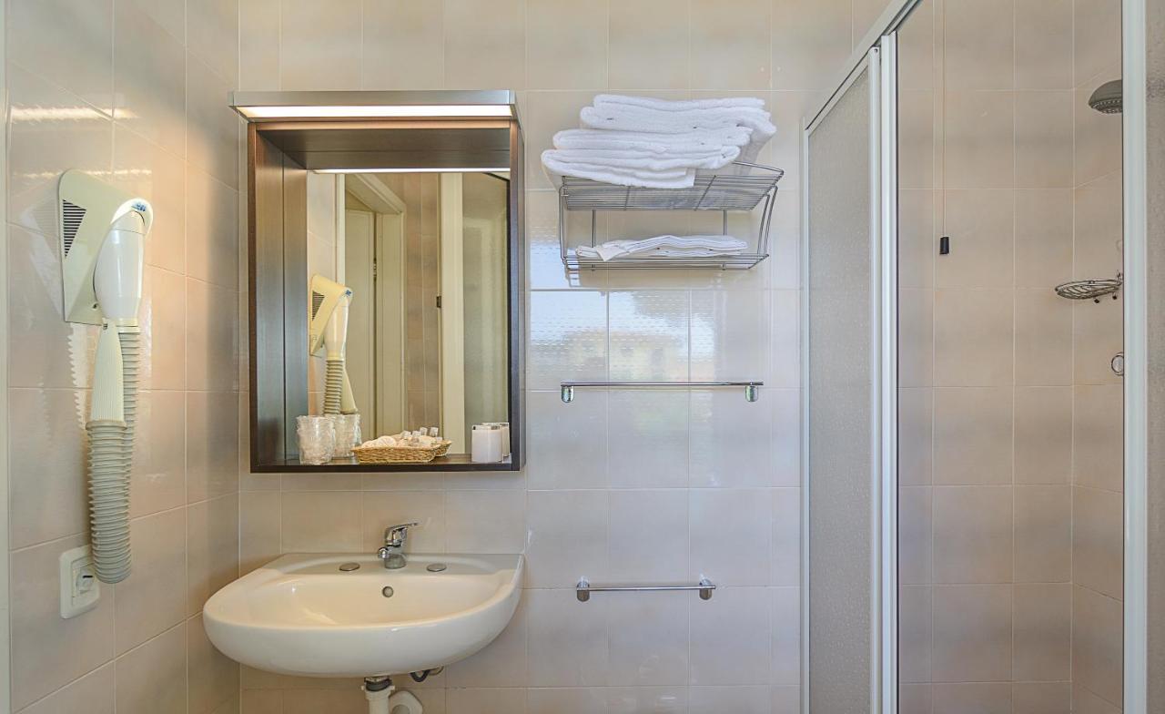 Hotel Apuana Marina di Pietrasanta Zewnętrze zdjęcie