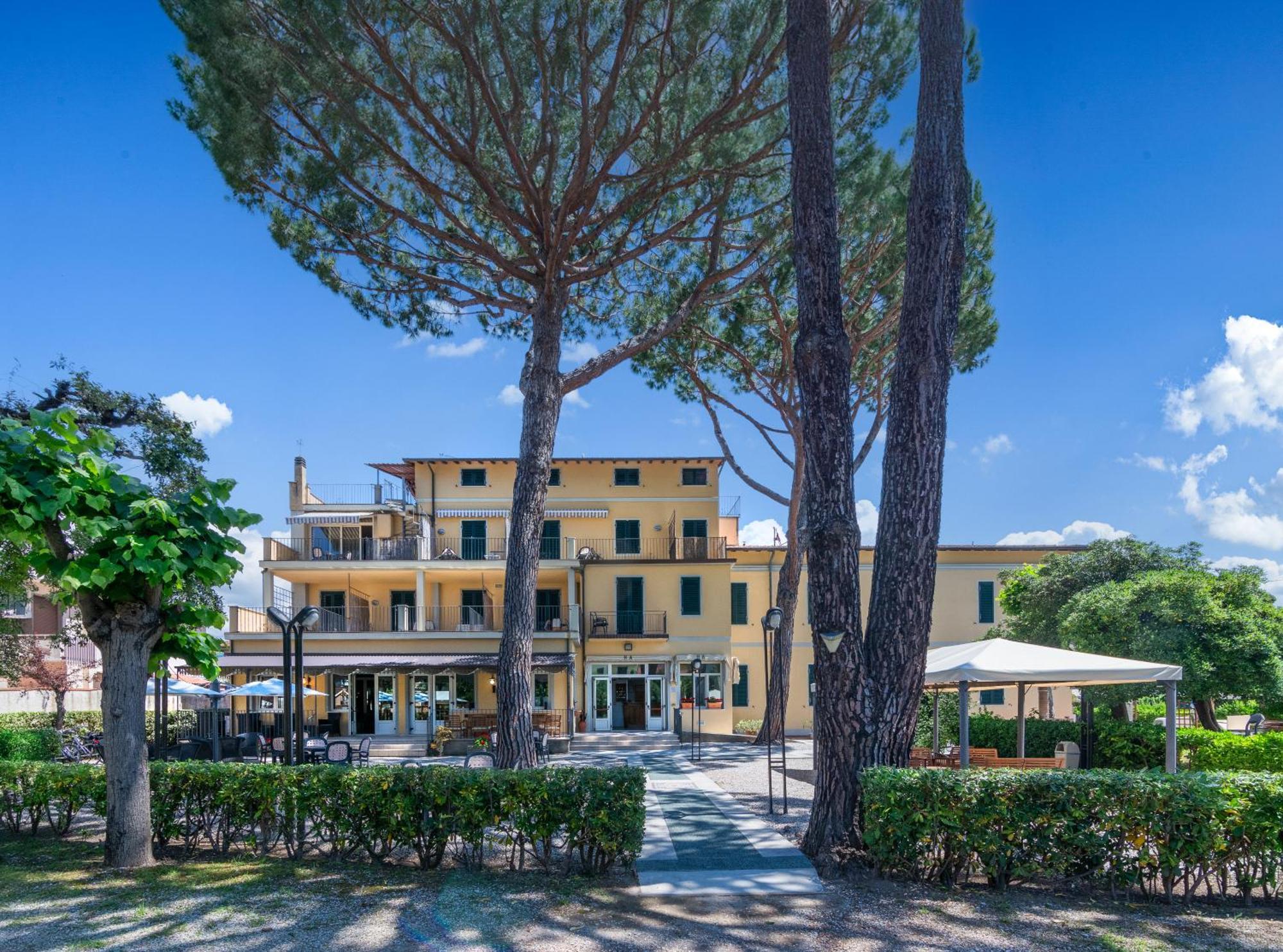 Hotel Apuana Marina di Pietrasanta Zewnętrze zdjęcie