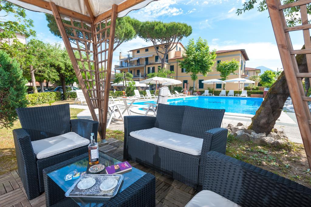 Hotel Apuana Marina di Pietrasanta Zewnętrze zdjęcie